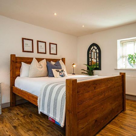 Cosy Farm Conversion In The Heart Of Pembrokeshire Maenclochog Eksteriør bilde